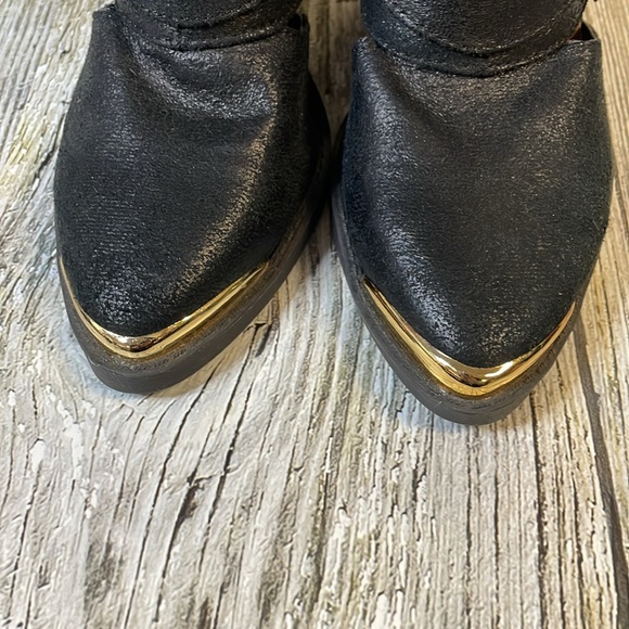 NWT Qupid heel booties size 5.5 - Picture 2 of 8